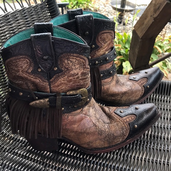Corral Shoes - Corral Indie Spirit fringe boots